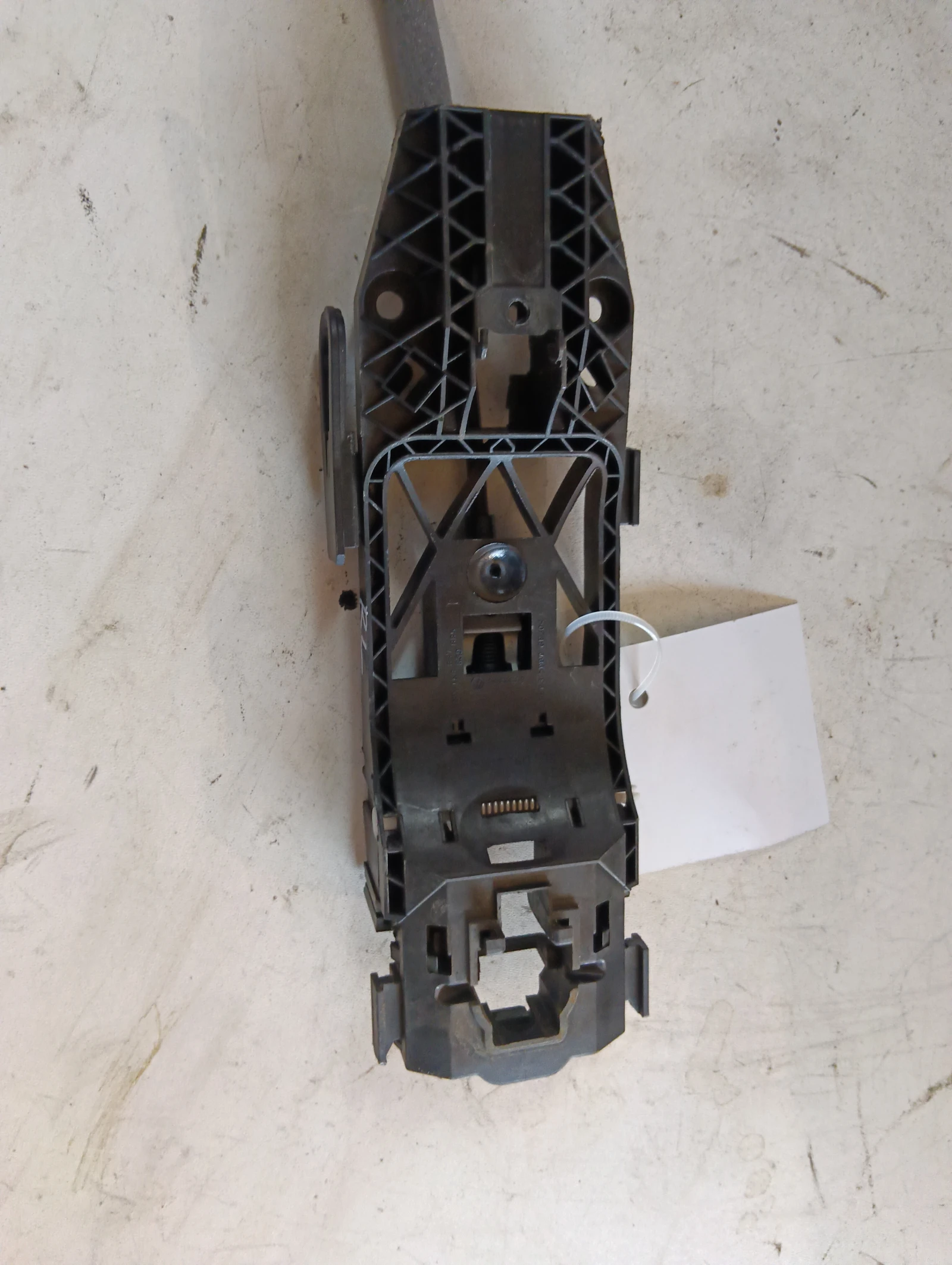 основа дръжка 8V0839885 Audi A3