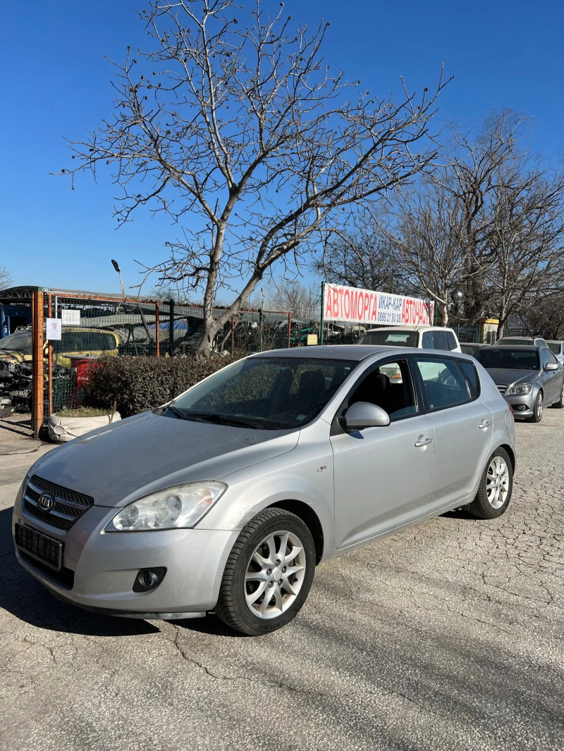 Kia Ceed 1.6i/1.6CRDi, снимка 4 - Автомобили и джипове - 44202808