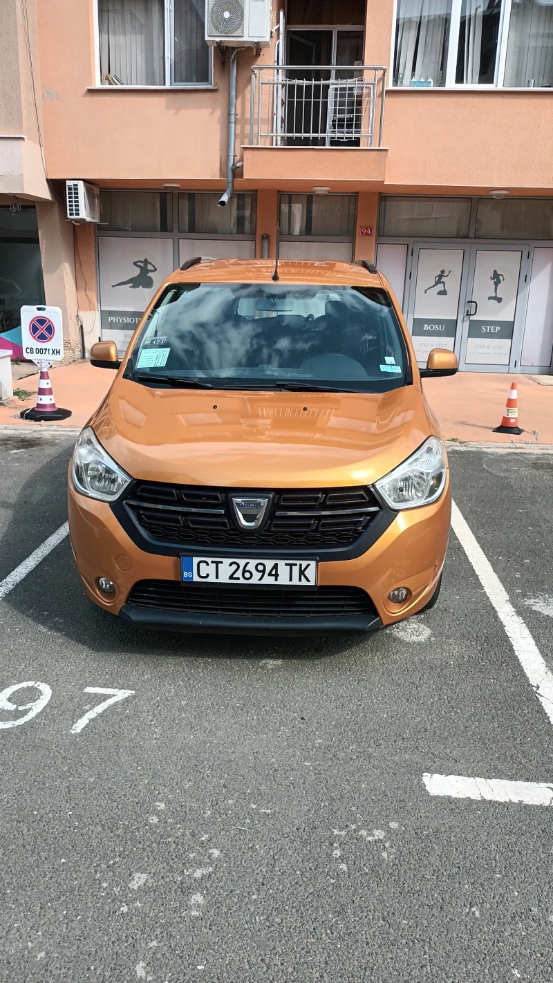 Dacia Lodgy, снимка 13 - Автомобили и джипове - 47965218