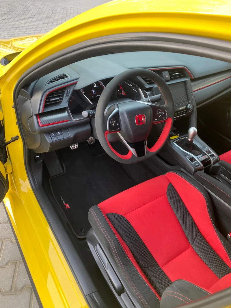 Honda Civic Type R Limited Edition, снимка 15 - Автомобили и джипове - 47583941