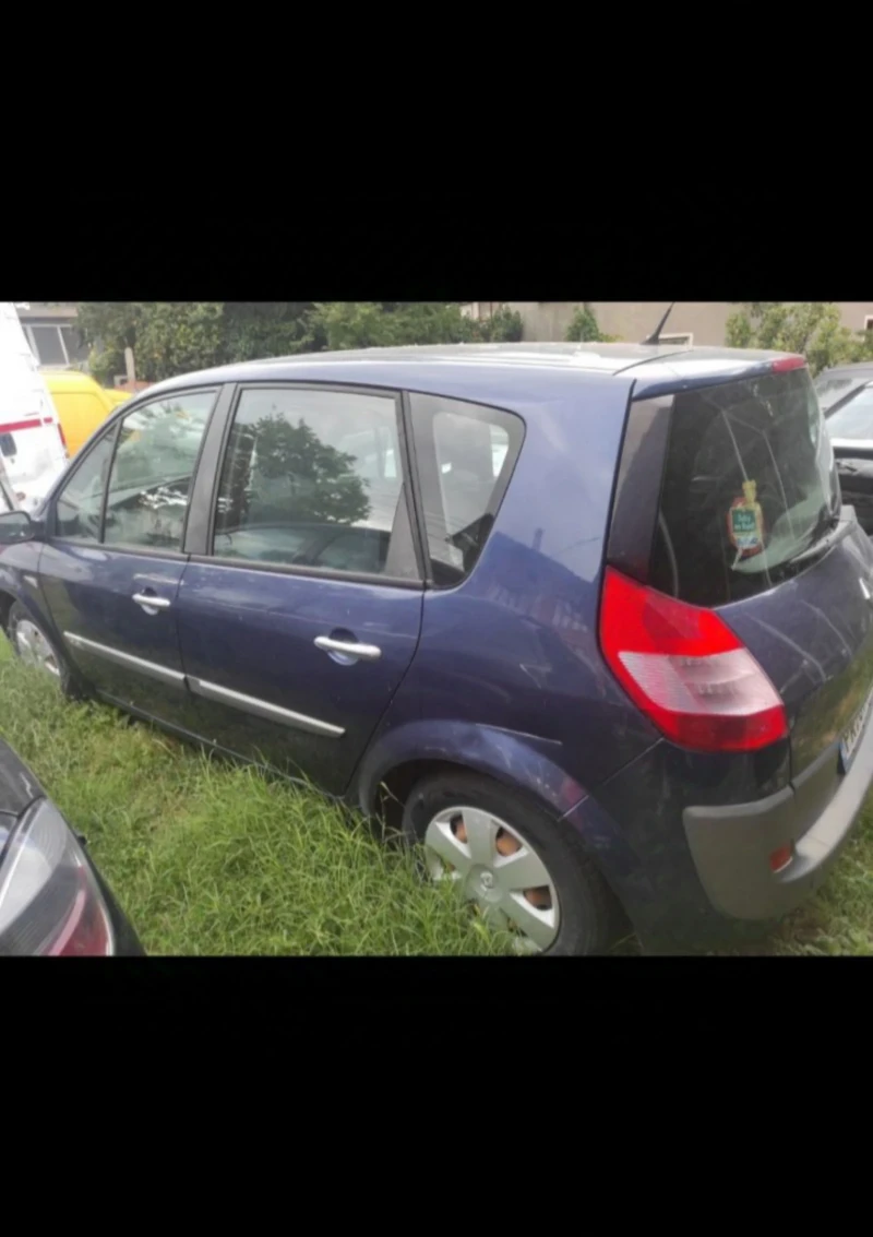 Renault Scenic 1.6 16, снимка 2 - Автомобили и джипове - 48188102