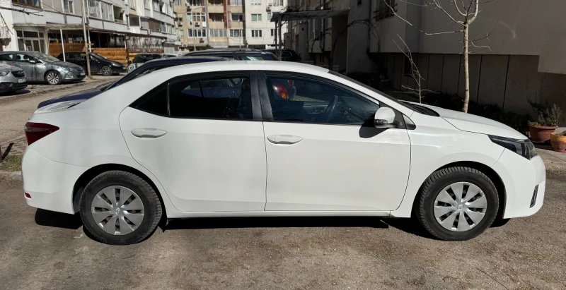 Toyota Corolla, снимка 4 - Автомобили и джипове - 49413360