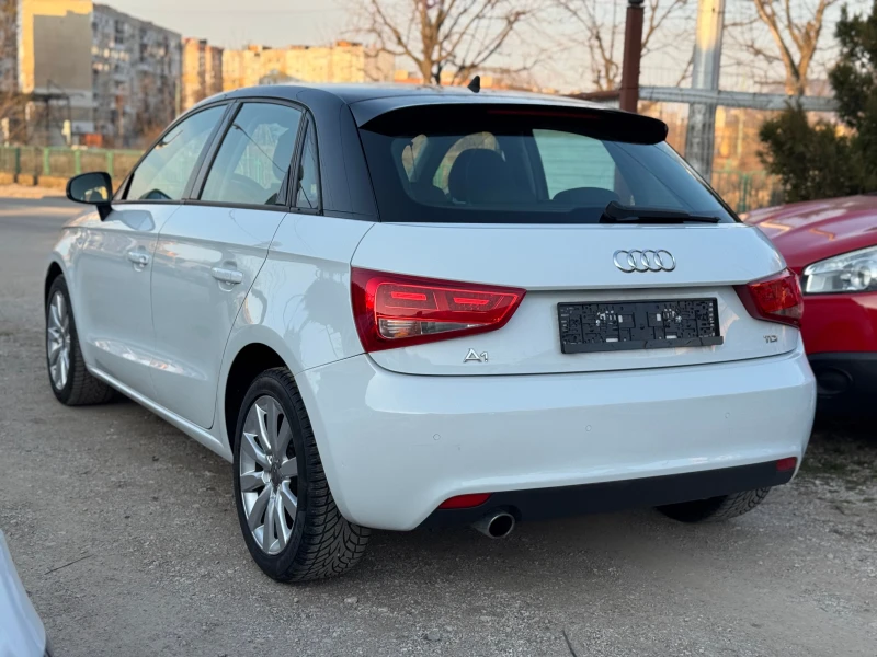 Audi A1 1.6TDI * AUTOMATIC * NAVI, снимка 5 - Автомобили и джипове - 49424657