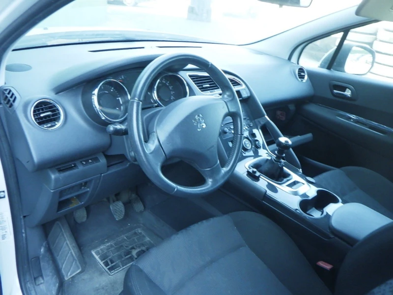 Peugeot 3008 1.6hdi, снимка 2 - Автомобили и джипове - 49999241