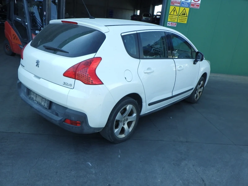 Peugeot 3008 1.6hdi, снимка 4 - Автомобили и джипове - 49999241