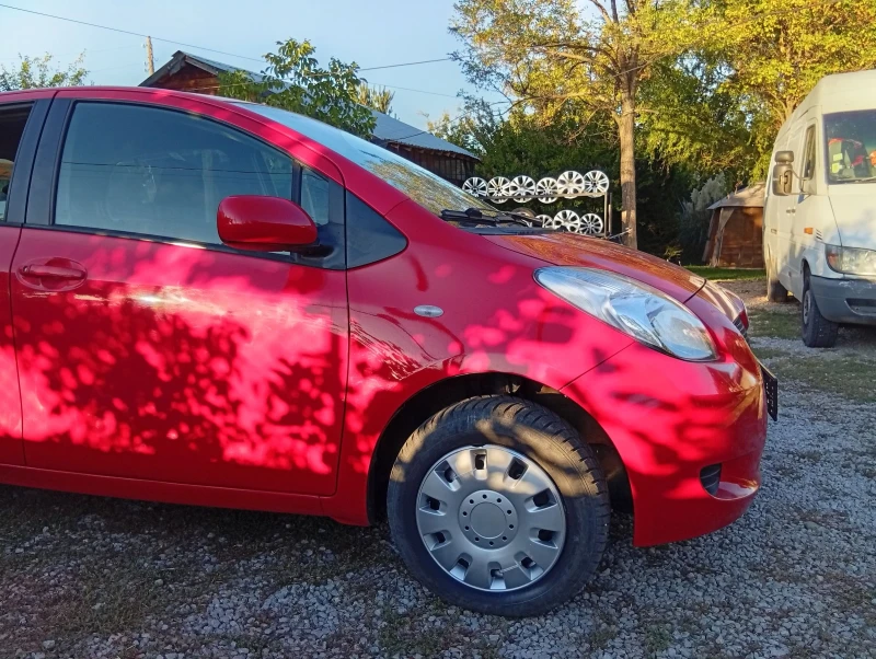 Toyota Yaris, снимка 4 - Автомобили и джипове - 52285351