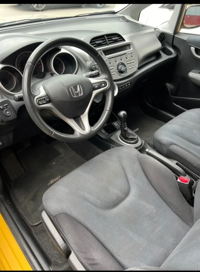 Honda Jazz 1.4 I-VITEC, снимка 10 - Автомобили и джипове - 51941625