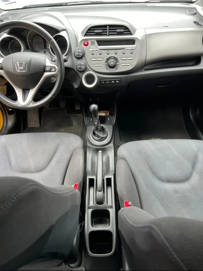 Honda Jazz 1.4 I-VITEC, снимка 11 - Автомобили и джипове - 51941625