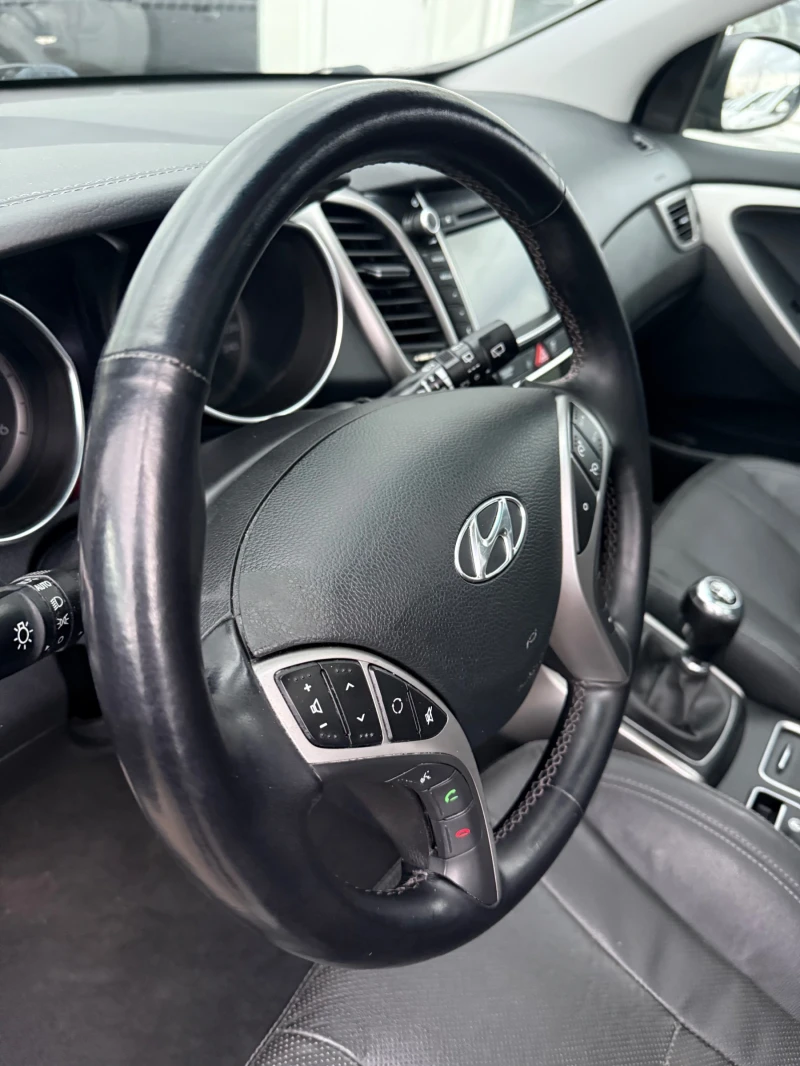 Hyundai I30 1.6CRDI Facelift Швейцария, снимка 11 - Автомобили и джипове - 52558014