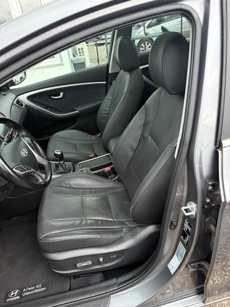 Hyundai I30 1.6CRDI Facelift Швейцария, снимка 12 - Автомобили и джипове - 52558014