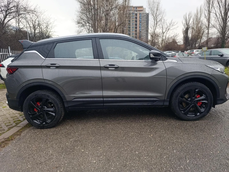 Geely Coolray 1.5 GF 7 DCT В Гаранция до 12/28 година!, снимка 6 - Автомобили и джипове - 53023053