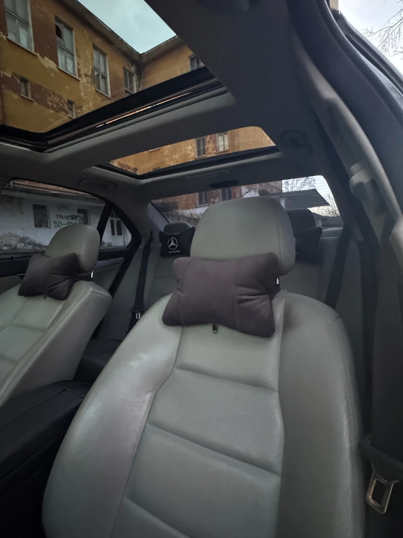 Mercedes-Benz C 320 Mercedes w204 , снимка 9 - Автомобили и джипове - 53072266