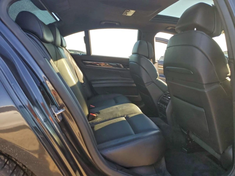 BMW 750 ALPINA B7, снимка 10 - Автомобили и джипове - 53385054