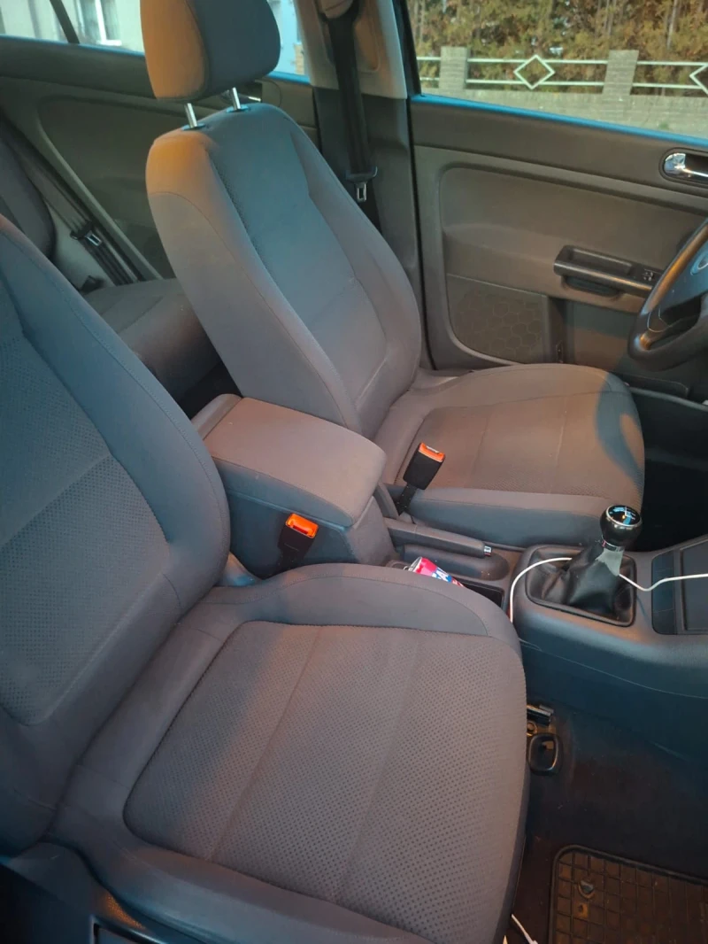 VW Golf 1.9TDI, снимка 5 - Автомобили и джипове - 53406083