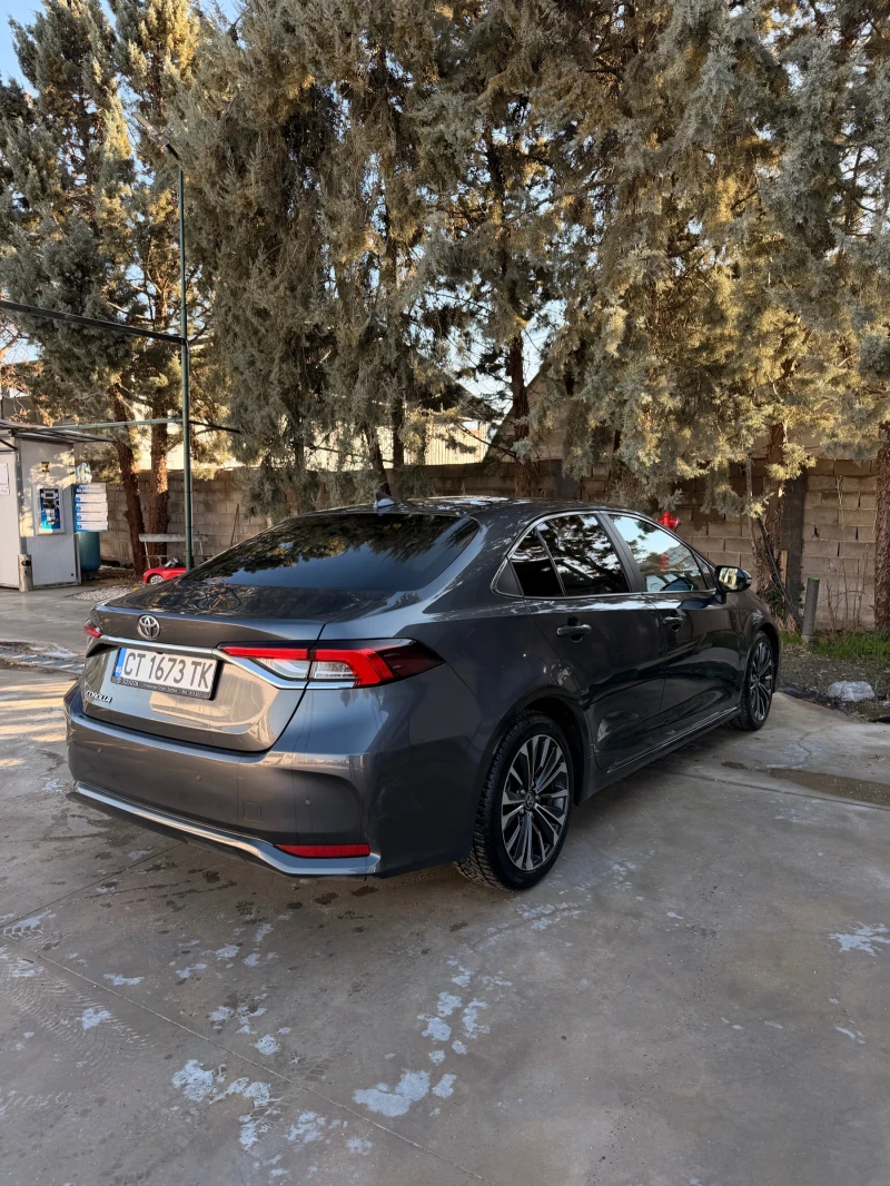 Toyota Corolla Executive Plus, снимка 6 - Автомобили и джипове - 53585328