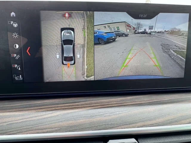 BMW 530E XDRIVE 360 #PANO# #УНИКАТ# !FULL!, снимка 12 - Автомобили и джипове - 55090711