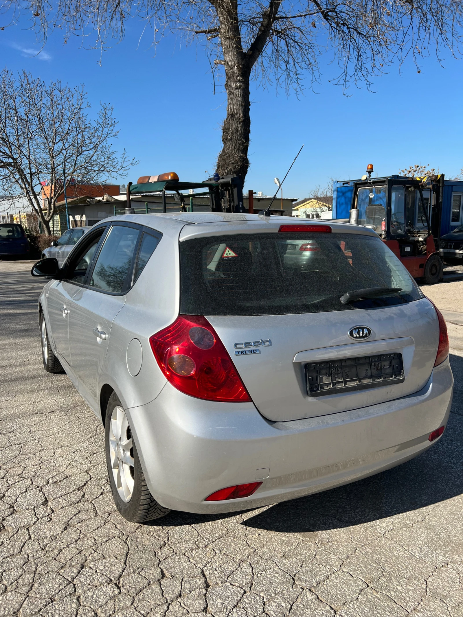 Kia Ceed 1.6i/1.4i - изображение 6