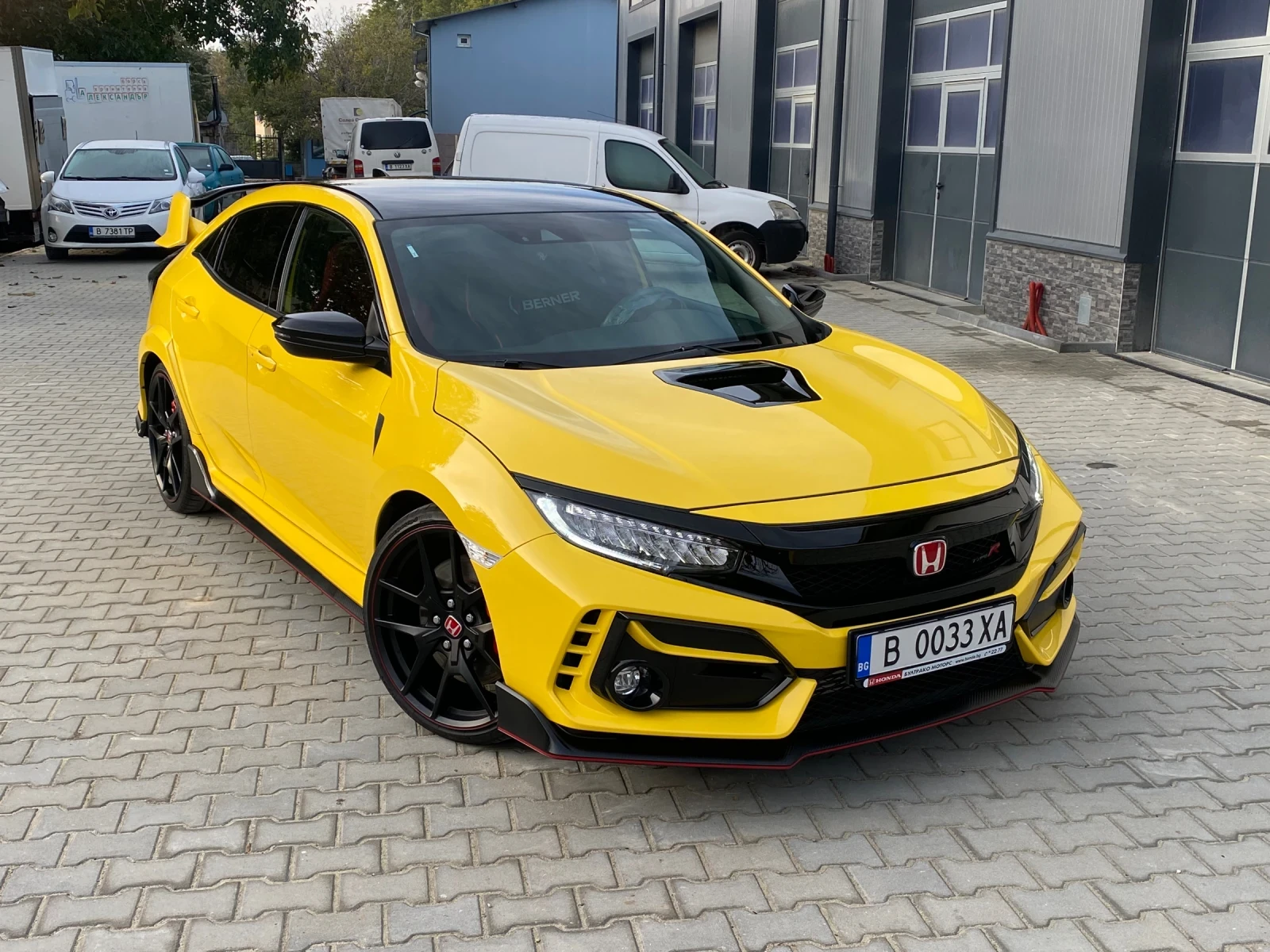 Honda Civic Type R Limited Edition - изображение 5