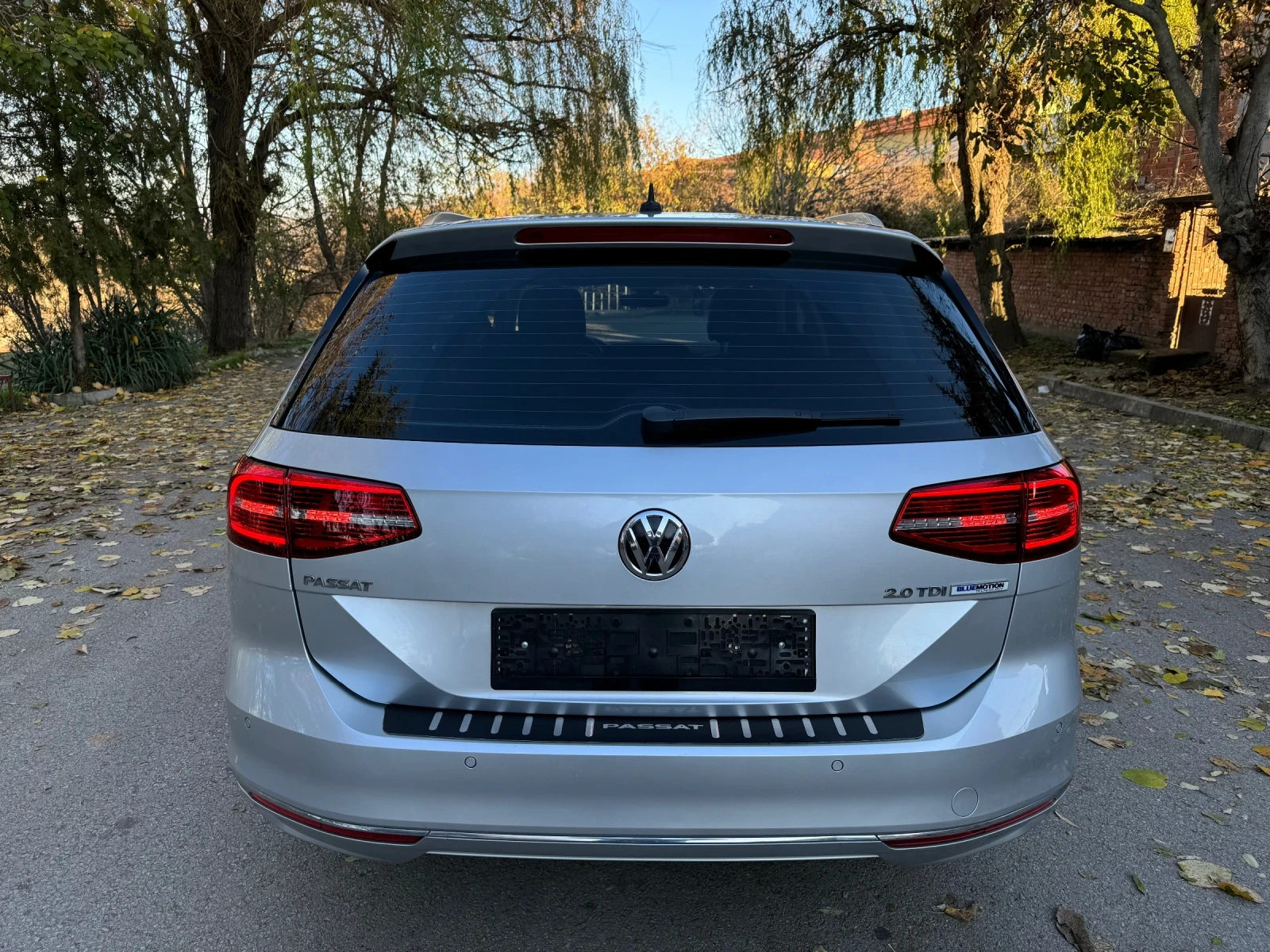 VW Passat 2.0 TDI* Highline* DSG - изображение 7