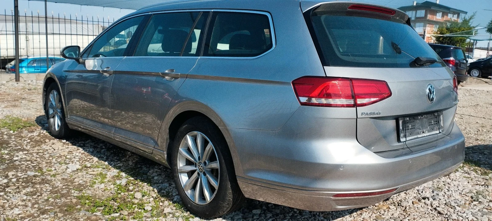 VW Passat  - изображение 7