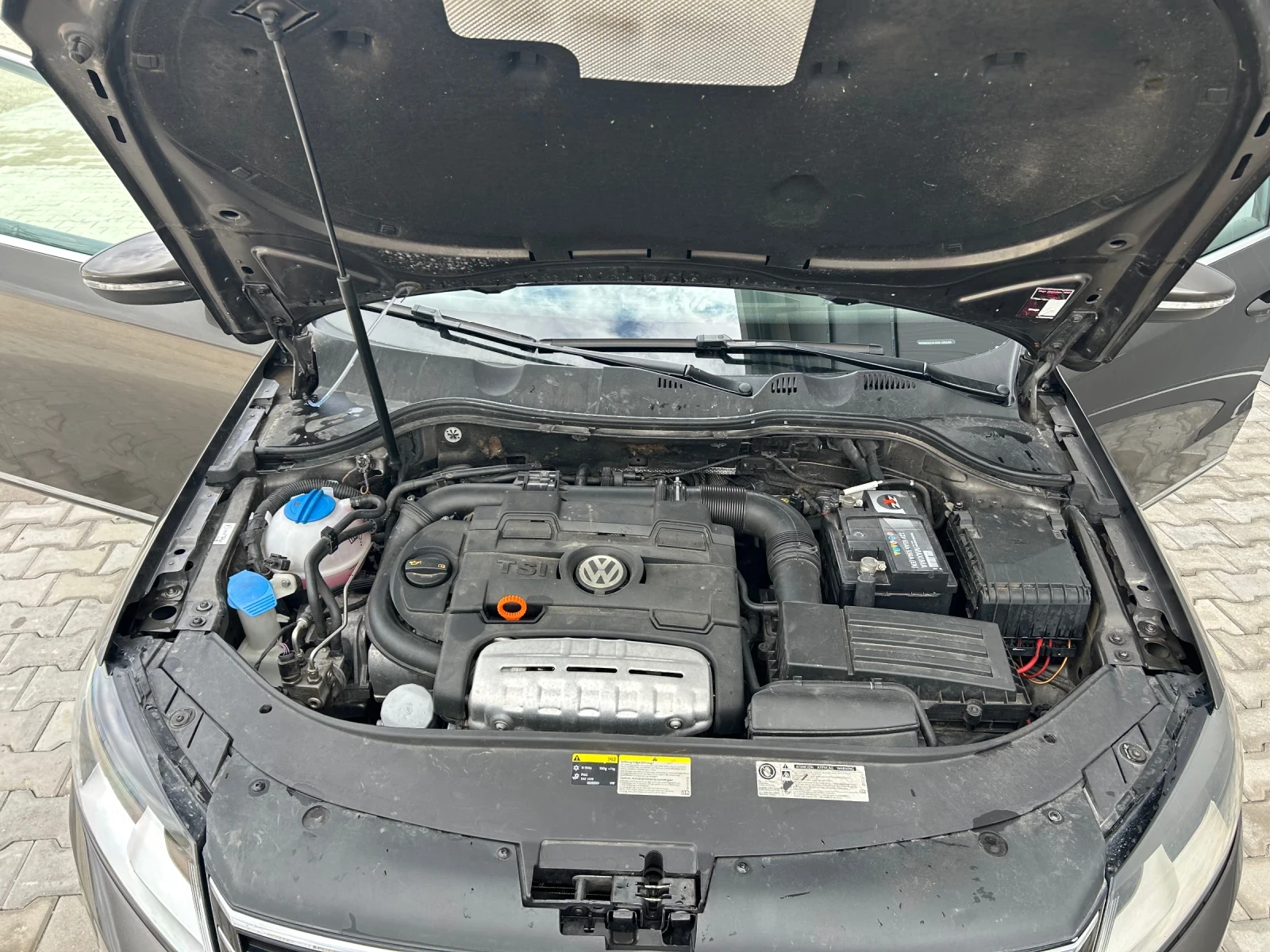 VW Passat 1.4 TFI ECO FUEL  - изображение 10