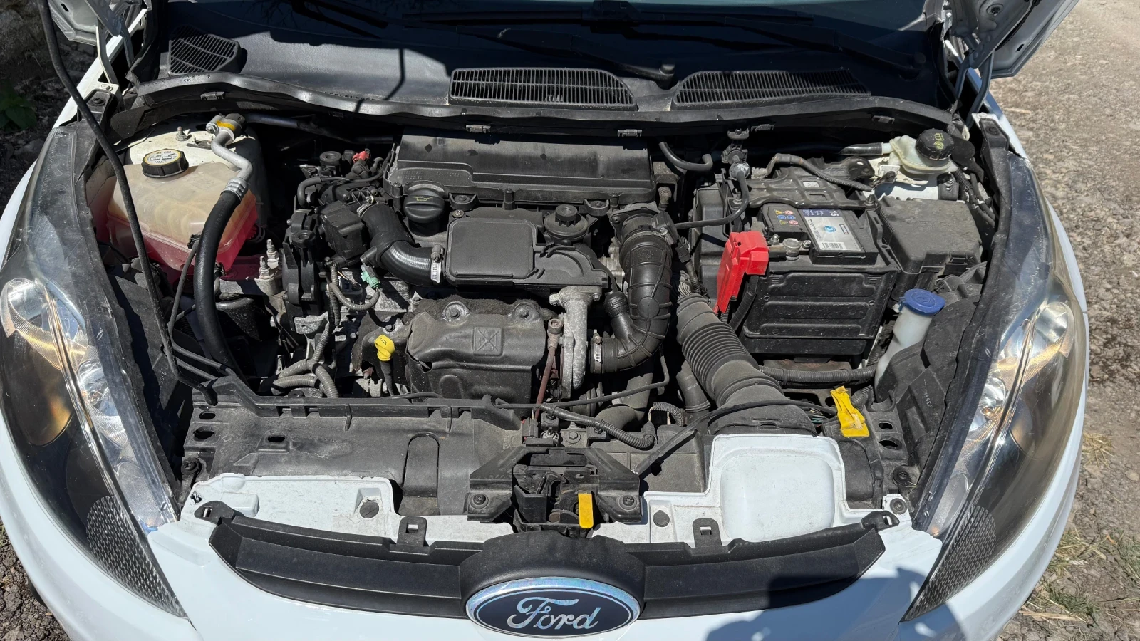 Ford Fiesta 1.4 TDCi 68 к.с. 2010г. - изображение 4