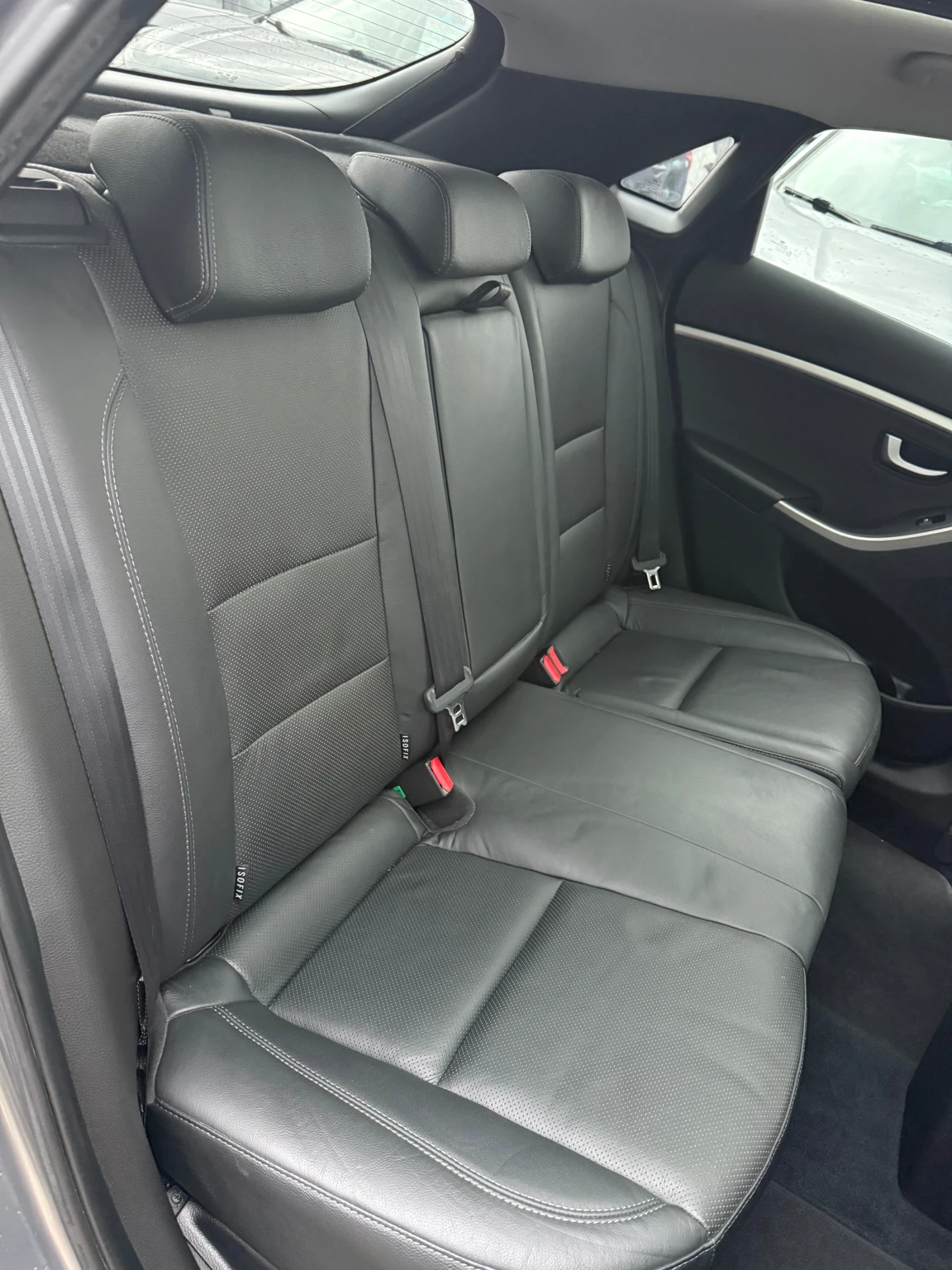 Hyundai I30 1.6CRDI Facelift  | Mobile.bg   13