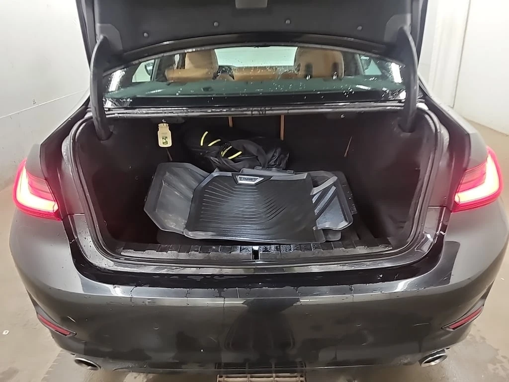 BMW 330 * 330E XDRIVE * CARFAX *  | Mobile.bg   17