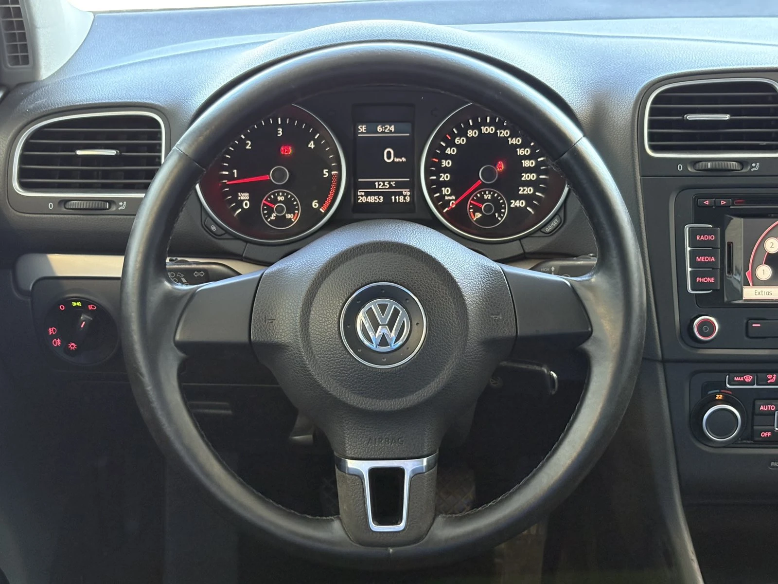 VW Golf 6 1.6TDI - изображение 10