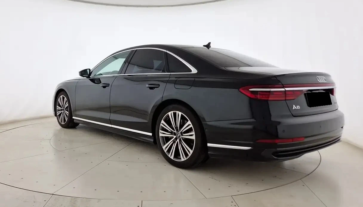 Audi A8 60TFSI Quattro - изображение 3