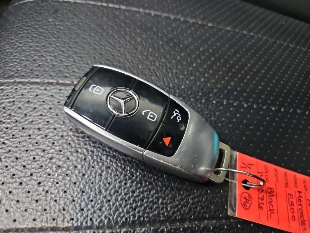 Mercedes-Benz E 300 * SPORT * CARFAX * ��� ������������ ������ | Mobile.bg � ����������� 12