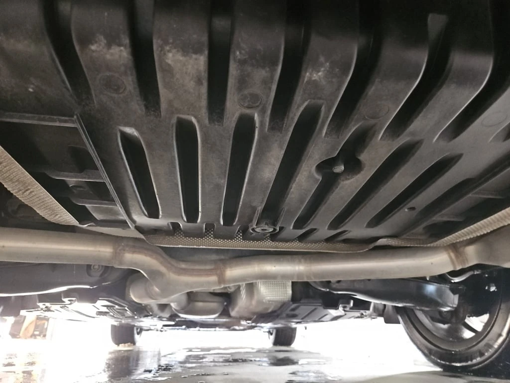 Mercedes-Benz E 300 * SPORT * CARFAX * ��� ������������ ������ | Mobile.bg � ����������� 13