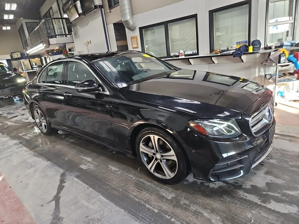 Mercedes-Benz E 300 * SPORT * CARFAX * ��� ������������ ������ | Mobile.bg � ����������� 2