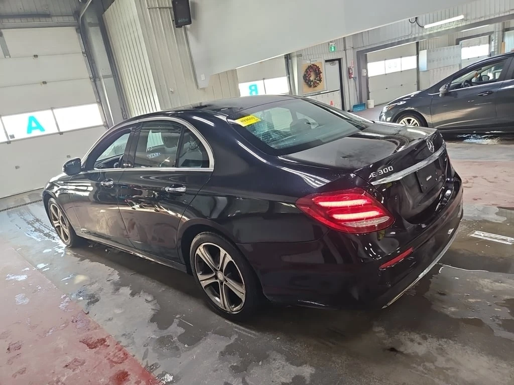 Mercedes-Benz E 300 * SPORT * CARFAX * ��� ������������ ������ | Mobile.bg � ����������� 4