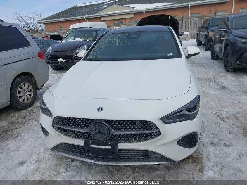 Mercedes-Benz CLA 250 4MATIC, снимка 11 - Автомобили и джипове - 53821498