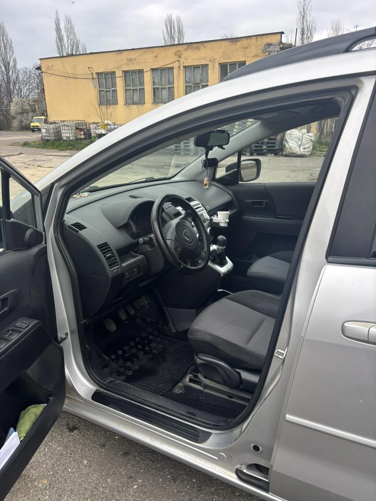 Mazda 5, снимка 5 - Автомобили и джипове - 54156568