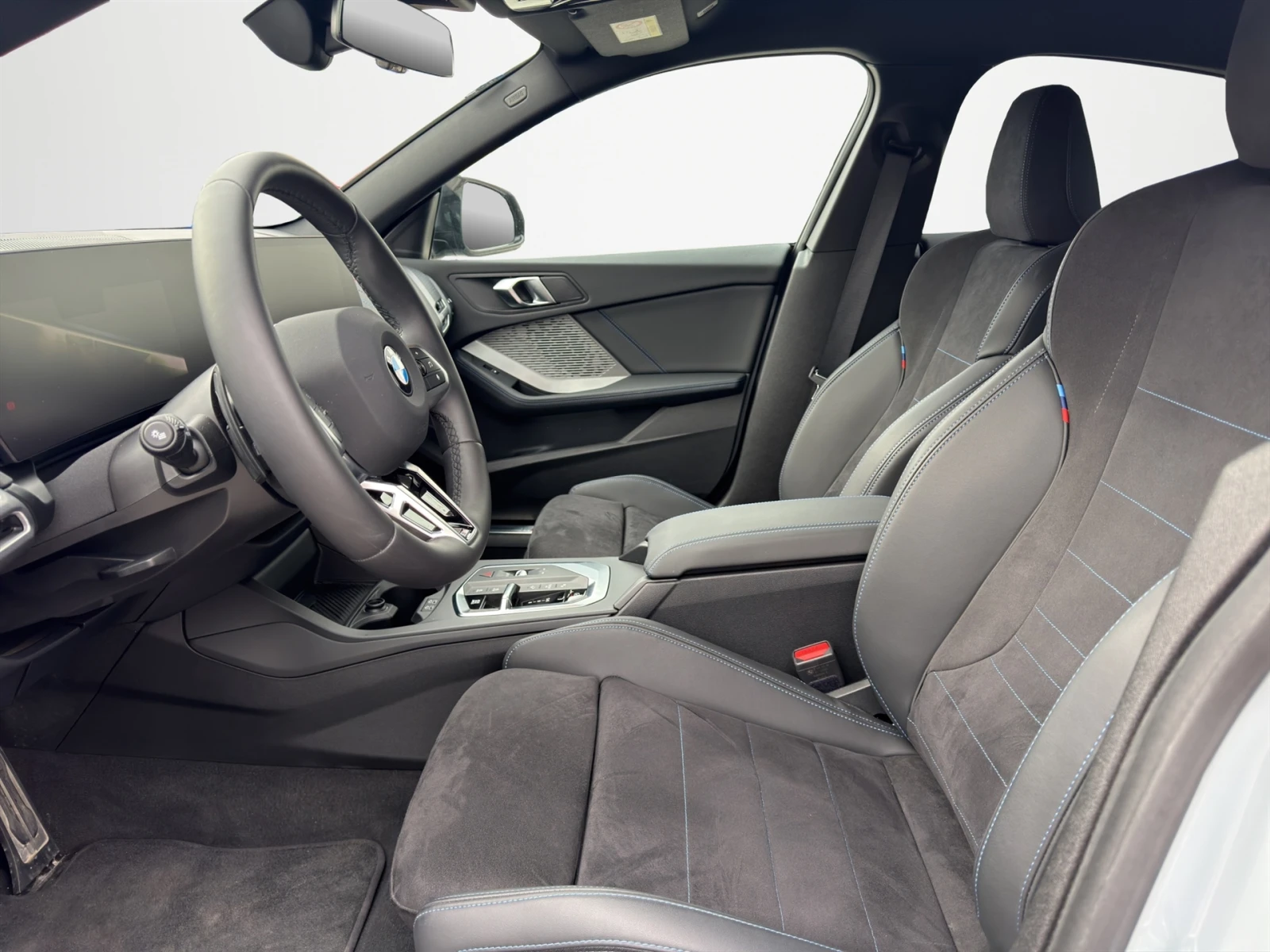 BMW 218 Gran Coupe, снимка 6 - Автомобили и джипове - 54203818