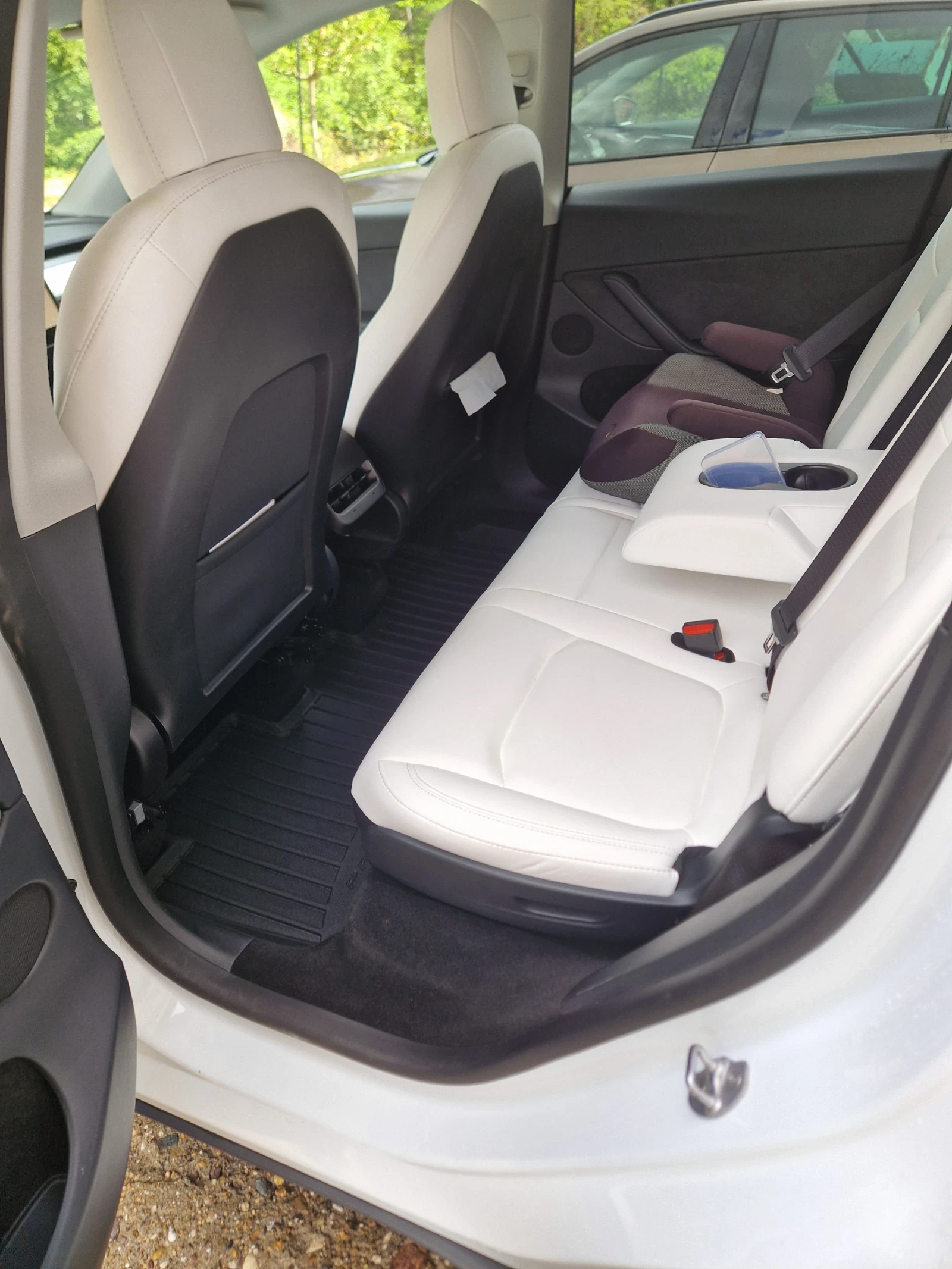 Tesla Model Y 45000км 7 местна LONG RANGE, снимка 7 - Автомобили и джипове - 54379592