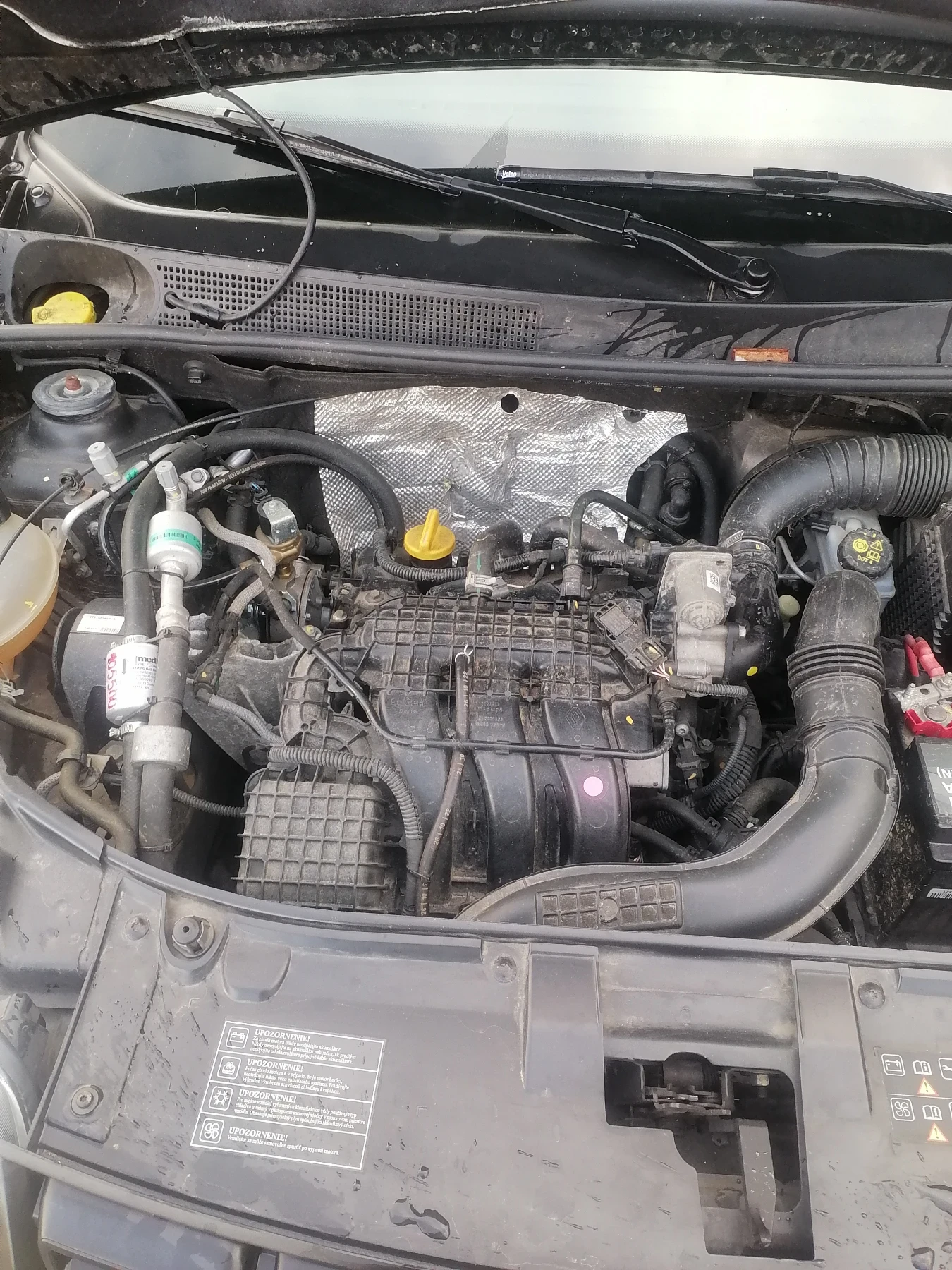 Dacia Logan 1000-GAZ, снимка 8 - Автомобили и джипове - 54436720