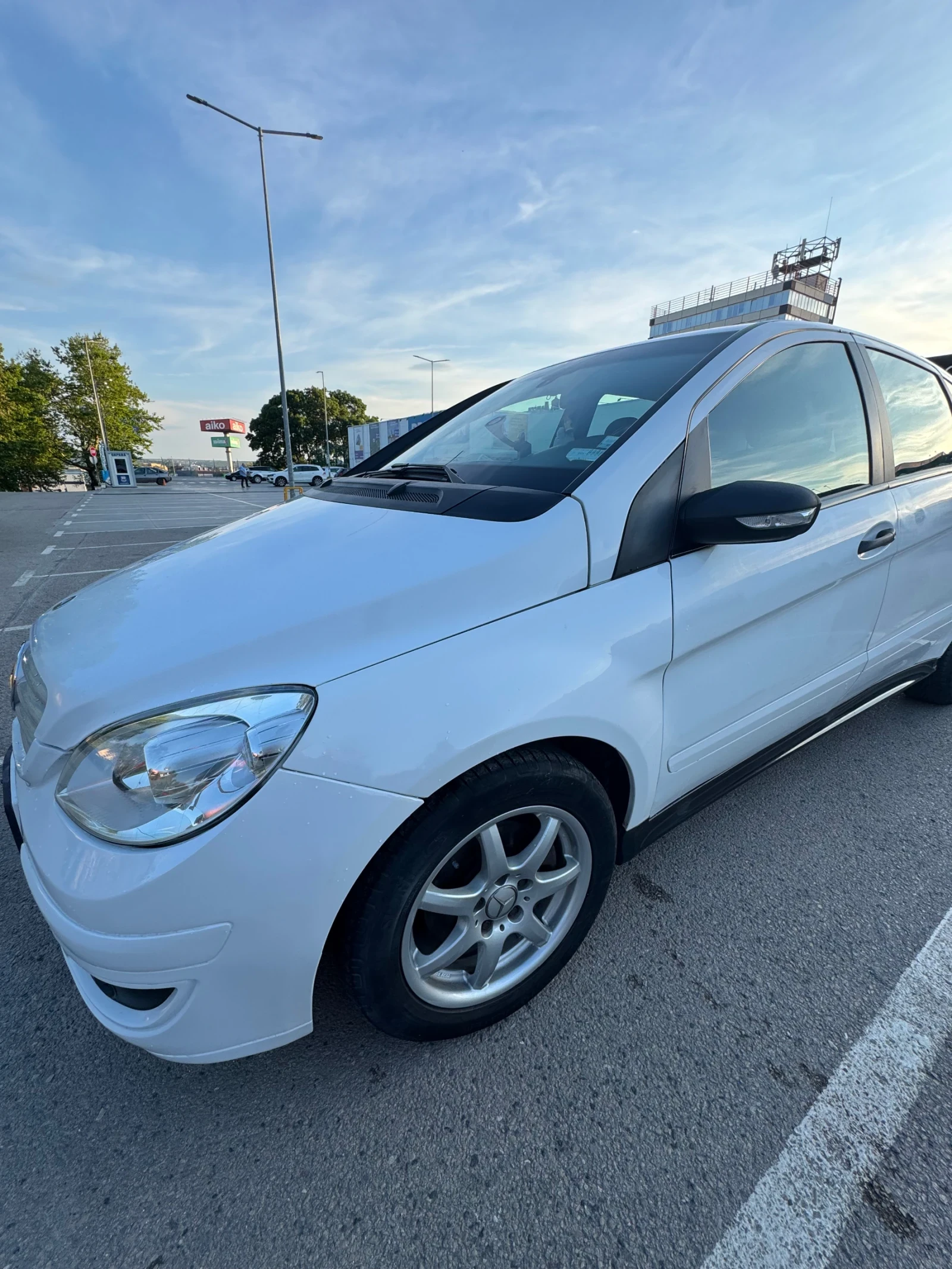 Mercedes-Benz B 180 CDI, снимка 4 - Автомобили и джипове - 54670704