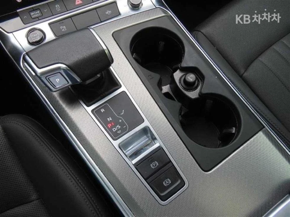 Audi A6 45TFSI PRESTIGE/S LINE/PANORAMA/360CAM/FULL, снимка 11 - Автомобили и джипове - 55513931