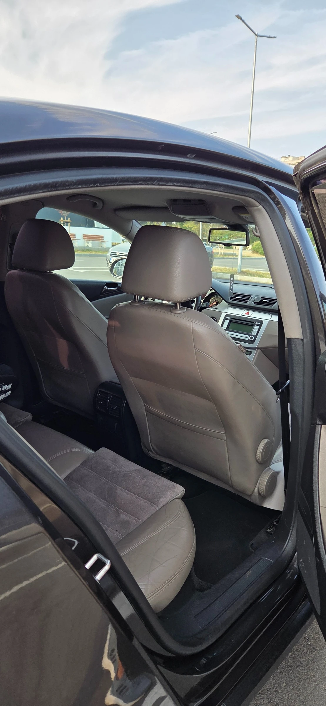 VW Passat, снимка 10 - Автомобили и джипове - 56047302