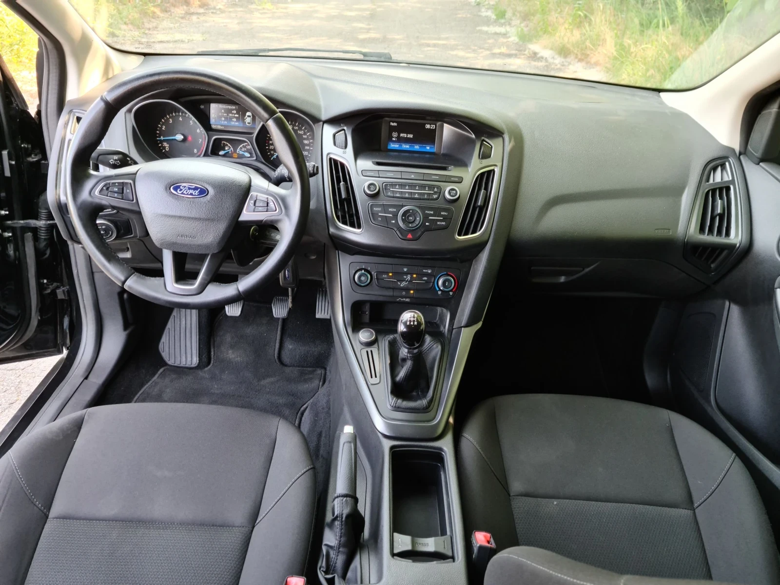 Ford Focus 1.6i/ СТАВА НА ГАЗ, снимка 10 - Автомобили и джипове - 56185438
