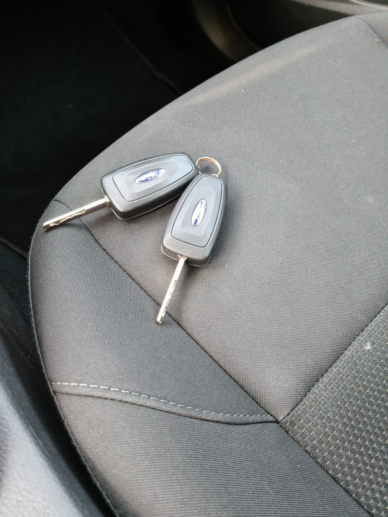 Ford Focus 1.6i/ СТАВА НА ГАЗ, снимка 15 - Автомобили и джипове - 56185438