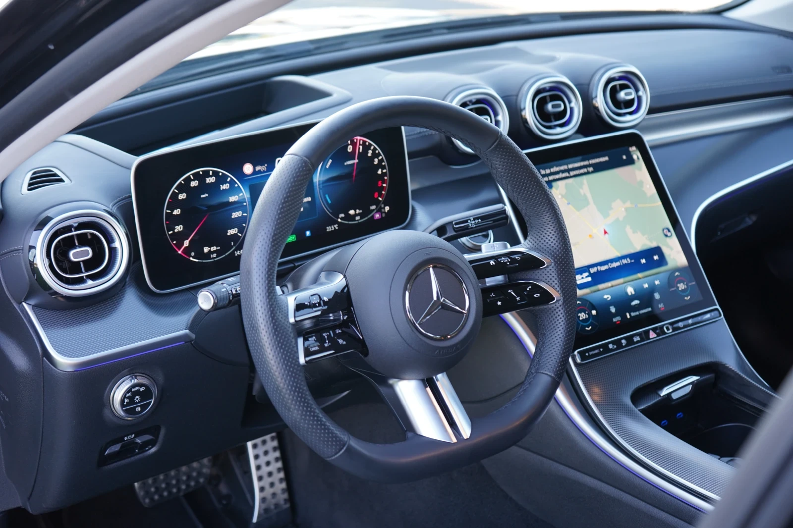 Mercedes-Benz C 300 DE* 4M* AMG* DISTR* HEAD UP* BURMESTER* KEYLESS | Mobile.bg � ����������� 9