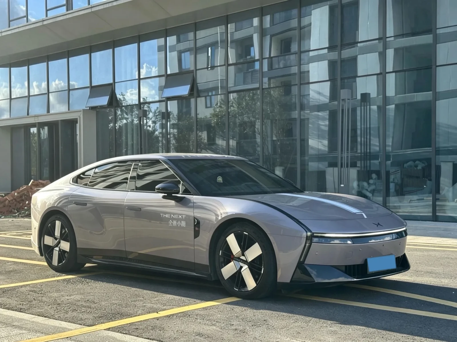 Xpeng P7 AWD 92.2kWh Ultra Edition | Mobile.bg � ����������� 4
