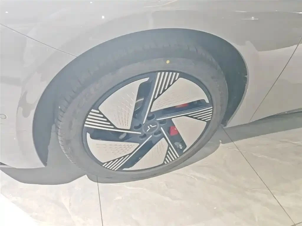 HongQi H9 | Mobile.bg � ����������� 7