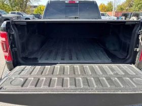 Dodge RAM 1500 * Laramie * CARFAX * АВТОКРЕДИТ* KЛИП НА МОТОРА | Auto.bg — изображение 15