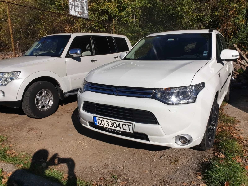 Mitsubishi Outlander, снимка 2 - Автомобили и джипове - 47686694