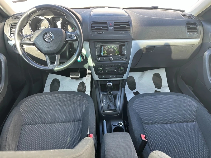 Skoda Yeti 1.8i/4х4/Газ/Панорама/Гаранция, снимка 10 - Автомобили и джипове - 52708408